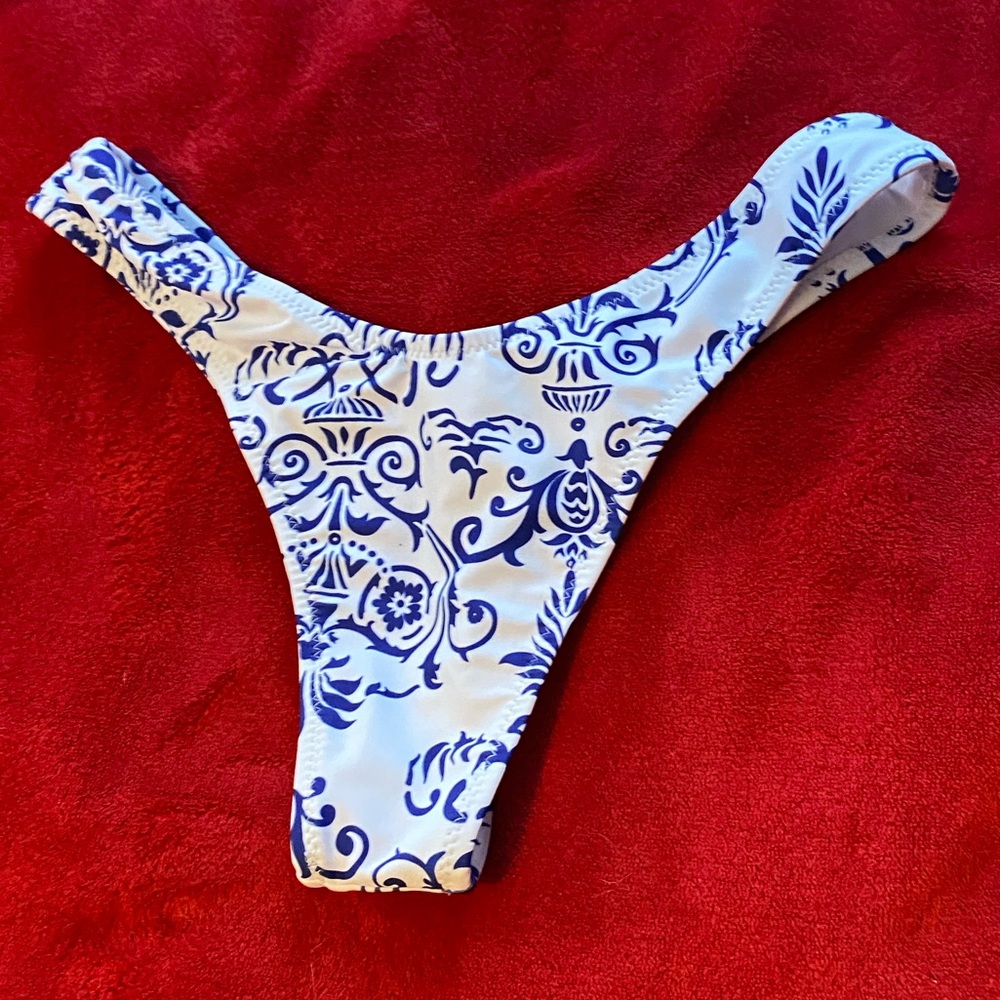 Bathing suit bottoms